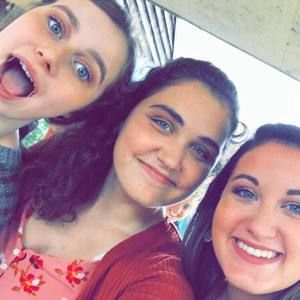 Meet your Posher, Abby